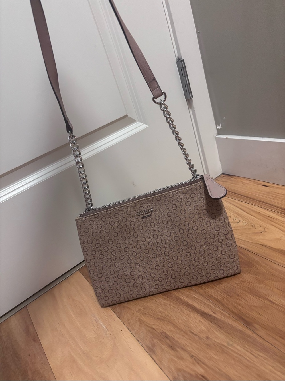 GUESS Taupe Logo-Print Chain Strap Crossbody